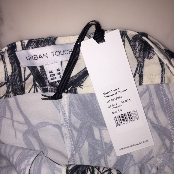 NWT Urban Touch Bird Print High Waist Shorts 8 - Picture 3 of 6